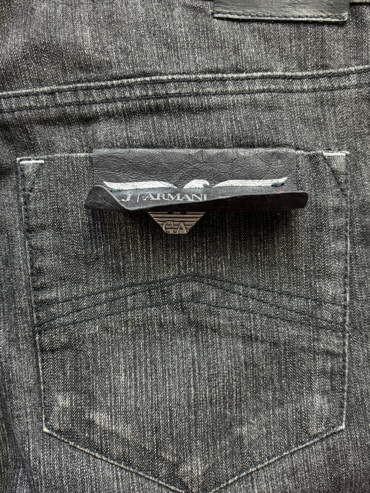 ARMANI JEANS W32 L32 (NEW)