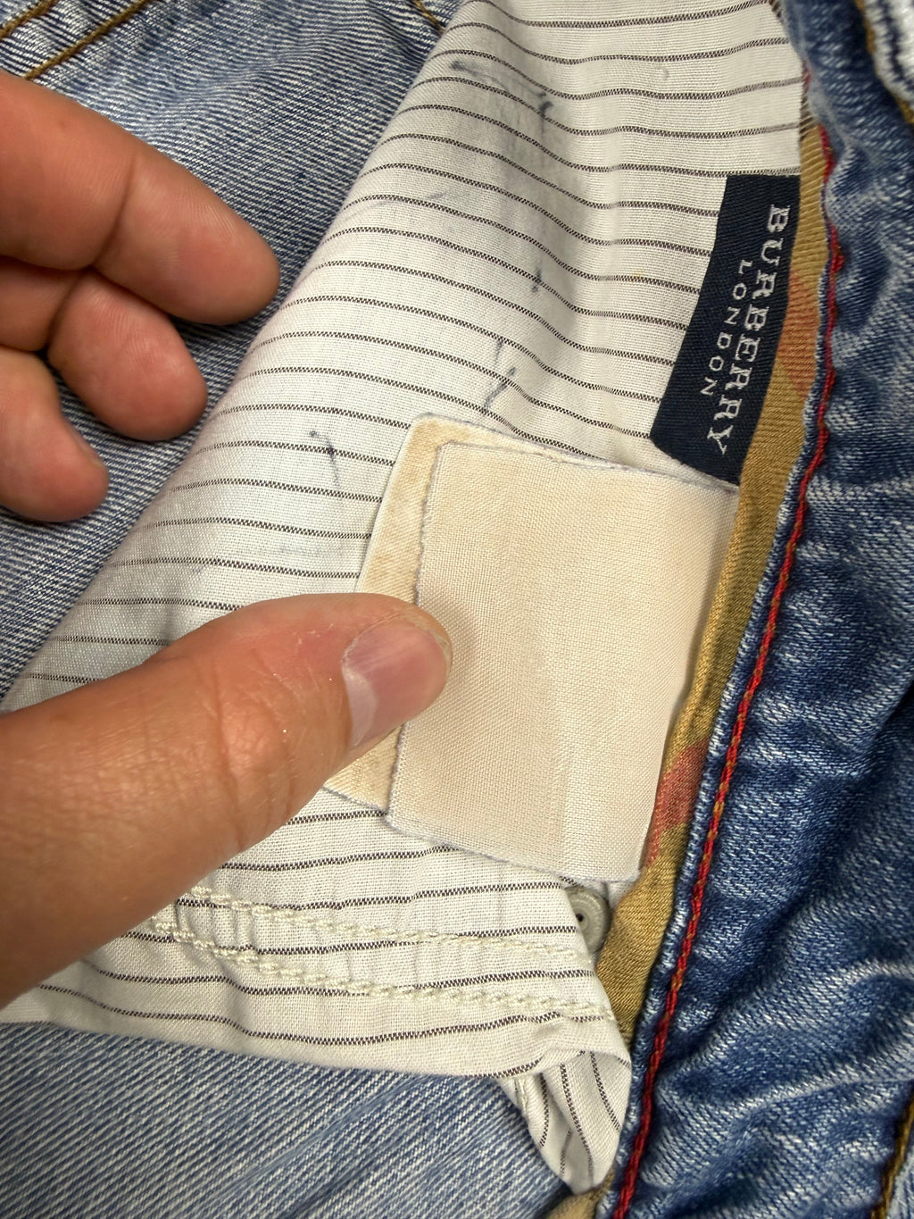 vintage Burberry jeans {XL}